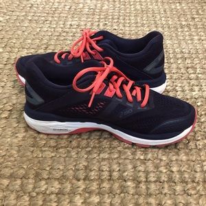 ASICS GT 2000 Running Shoes
